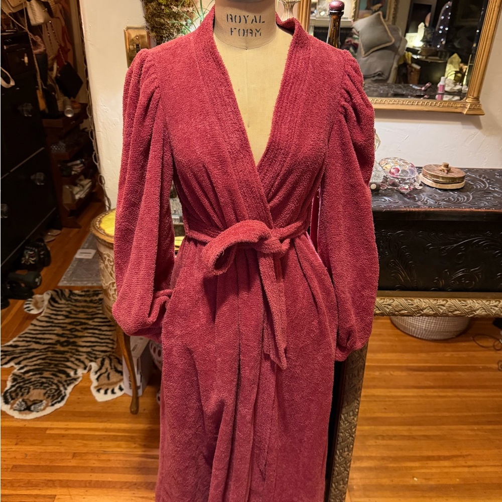 Pierre Cardin Pink Robe long , puffy  sleeves vintage size M/L